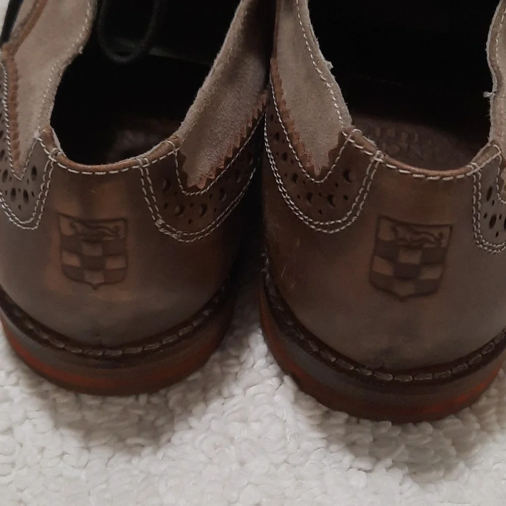 Vince Camuto Two-Tone Brown Oxford Shoes